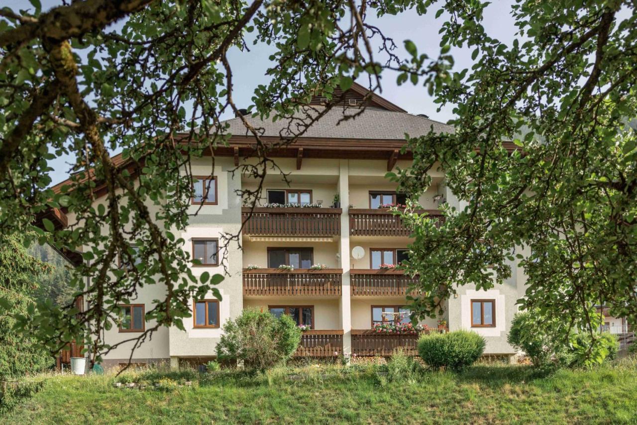 Die Weisse Wand Weissensee Exterior photo